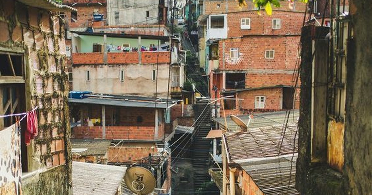 foto real barrio pablo escobar comunidad vecinos