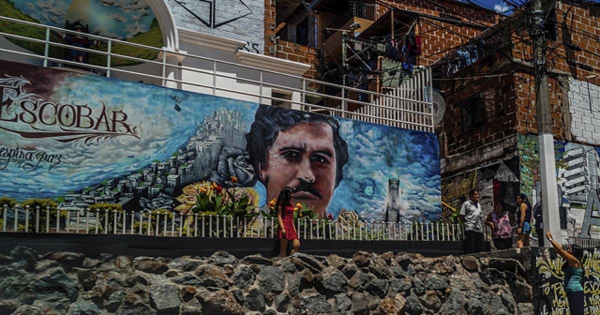 pablo escobar foto historica retrato